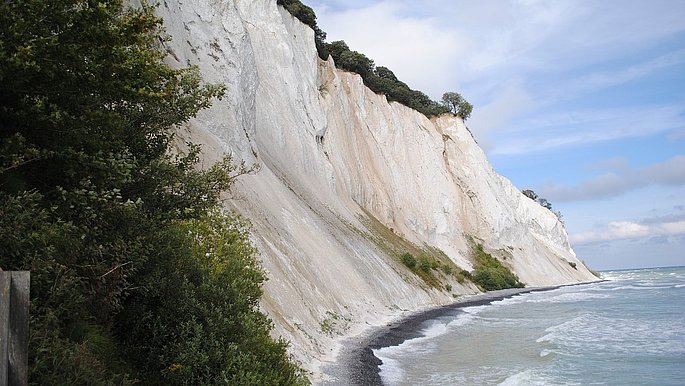 Zu sehen sind die Kreidefelsen von Møns Klint