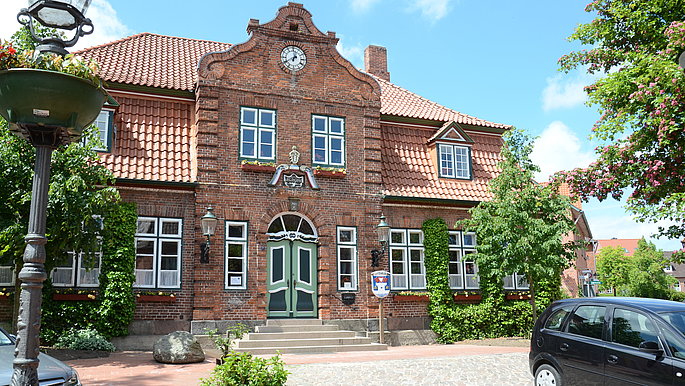 Rathaus von Lütjenburg an der Ostsee Schleswig-Holstein.